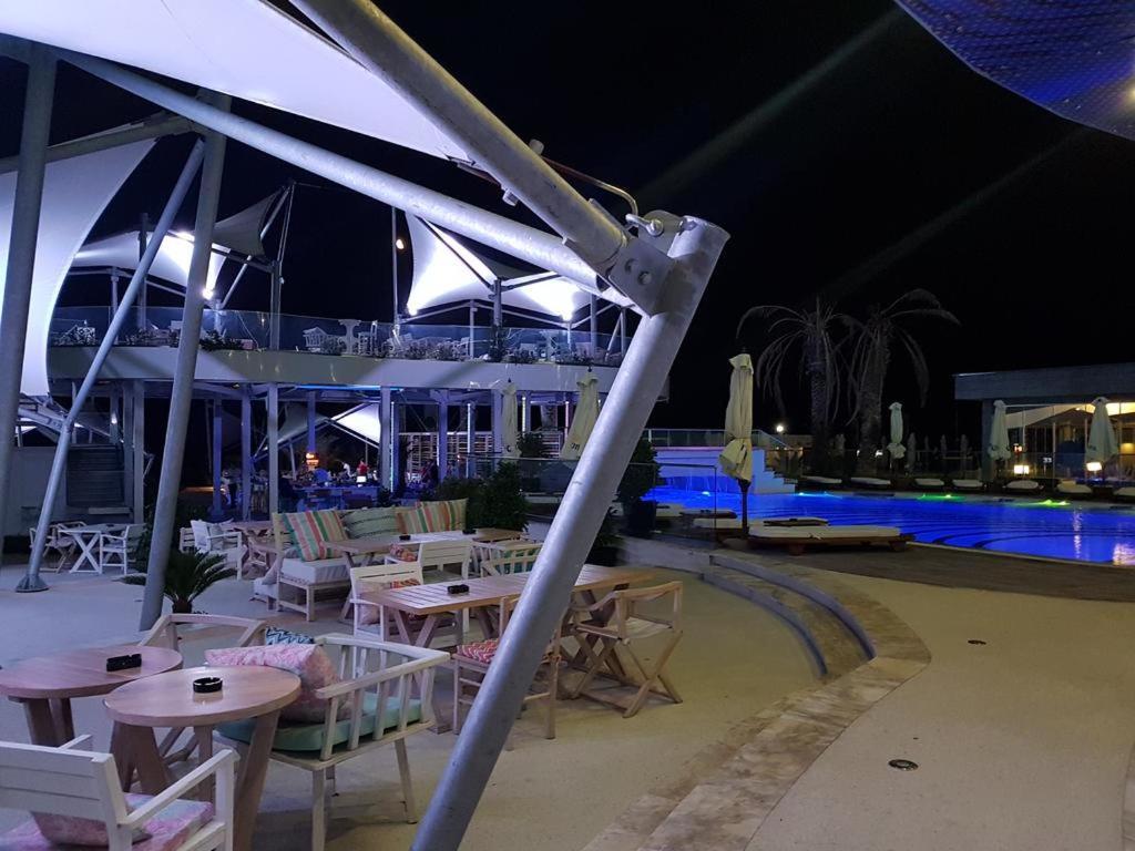 Ayka Apartment Mamaia Exterior foto